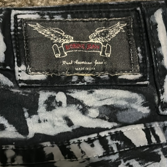 Robin’s Jeans - Picture 4 of 6